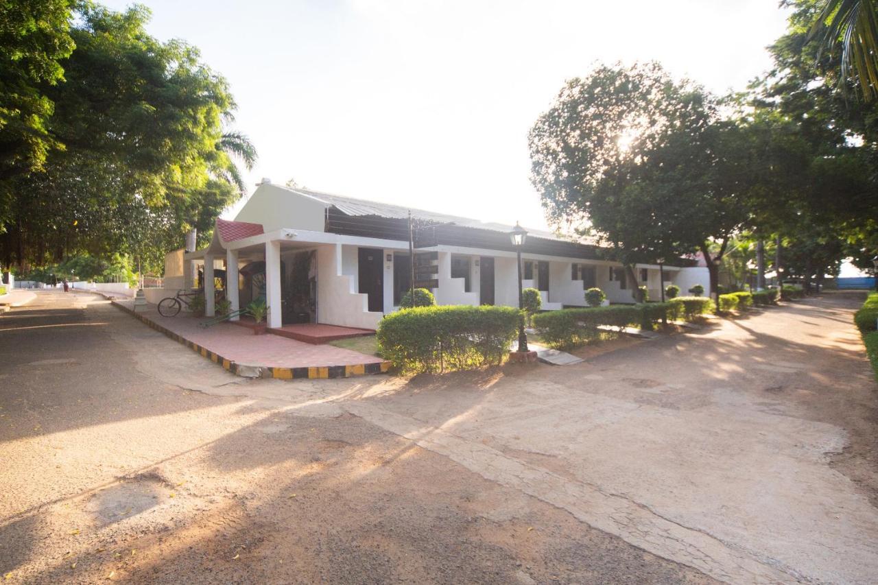 Sathyam Grand Resort Sriperumbudur Exterior foto